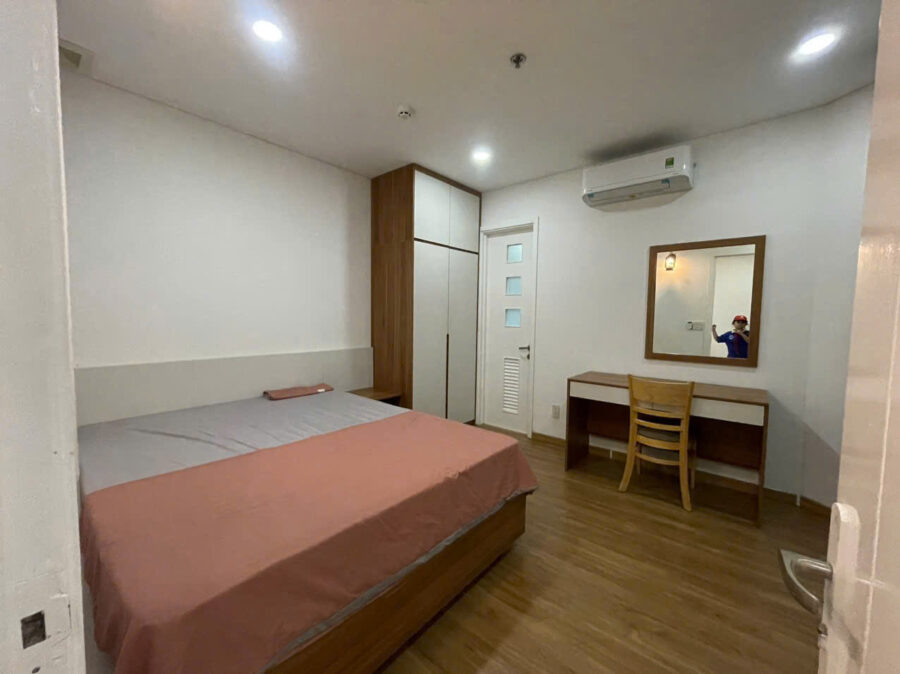 Căn hộ tầng 3 Tòa nhà 37A Đinh Công Tráng